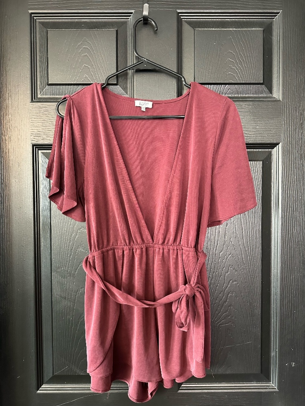 TOBI Burgundy Wrap Front Romper Size Small Flutter Sleeve